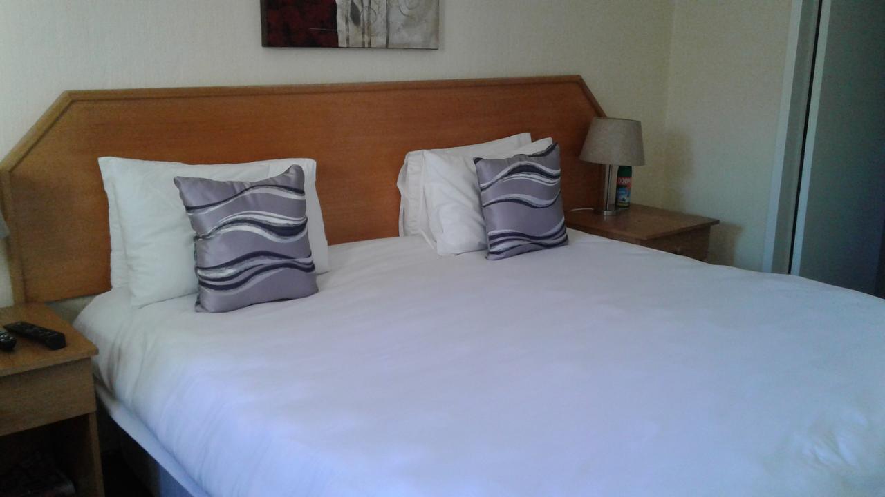 The Bedford View Guest House Джермистон Экстерьер фото
